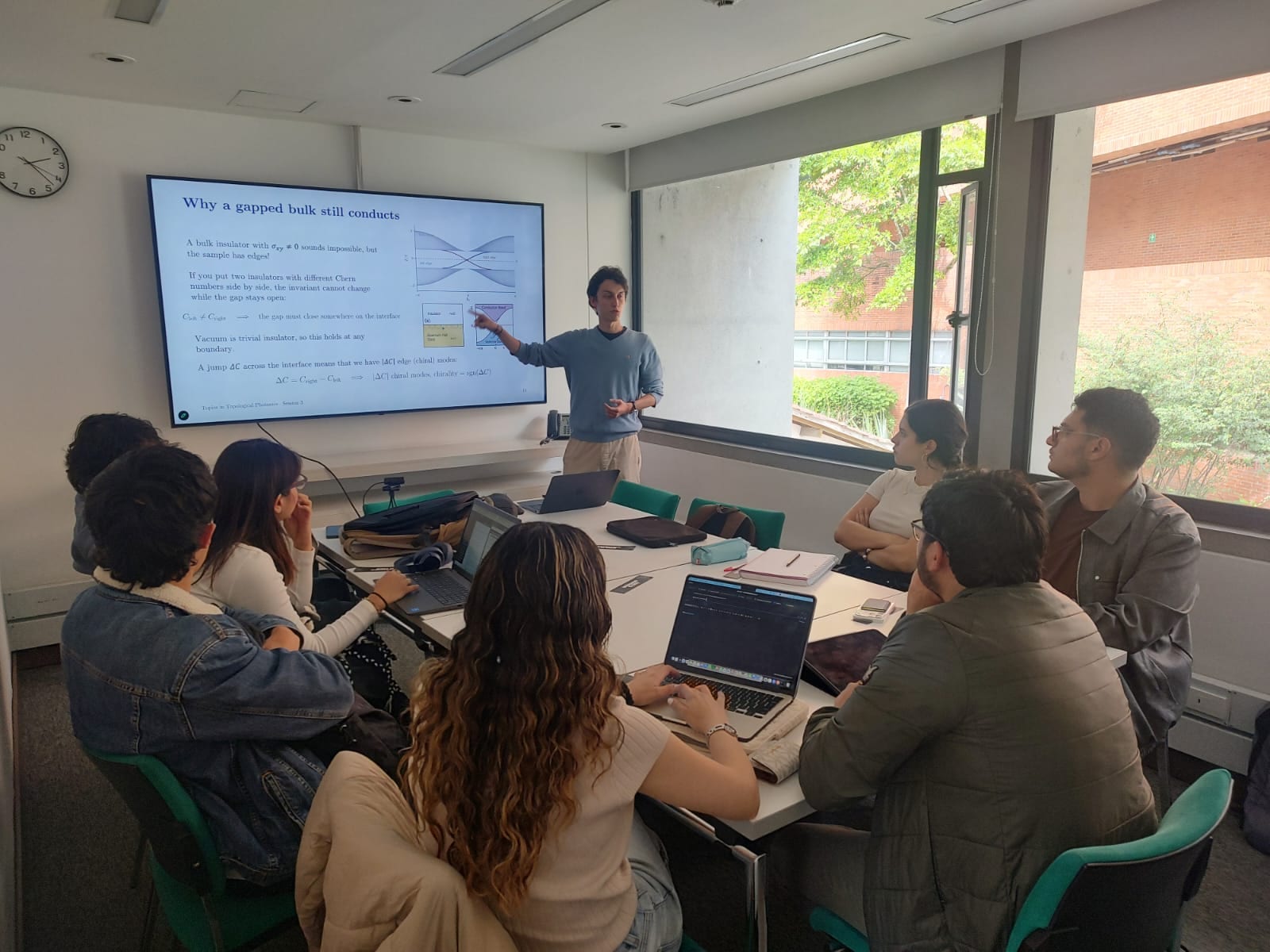 Daniel Santiago Rueda Villalba presenting Chern numbers and chiral edge modes to the group seminar